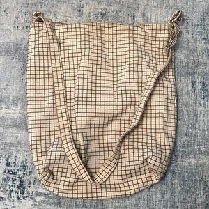 Baggu duck bag EUC tile print